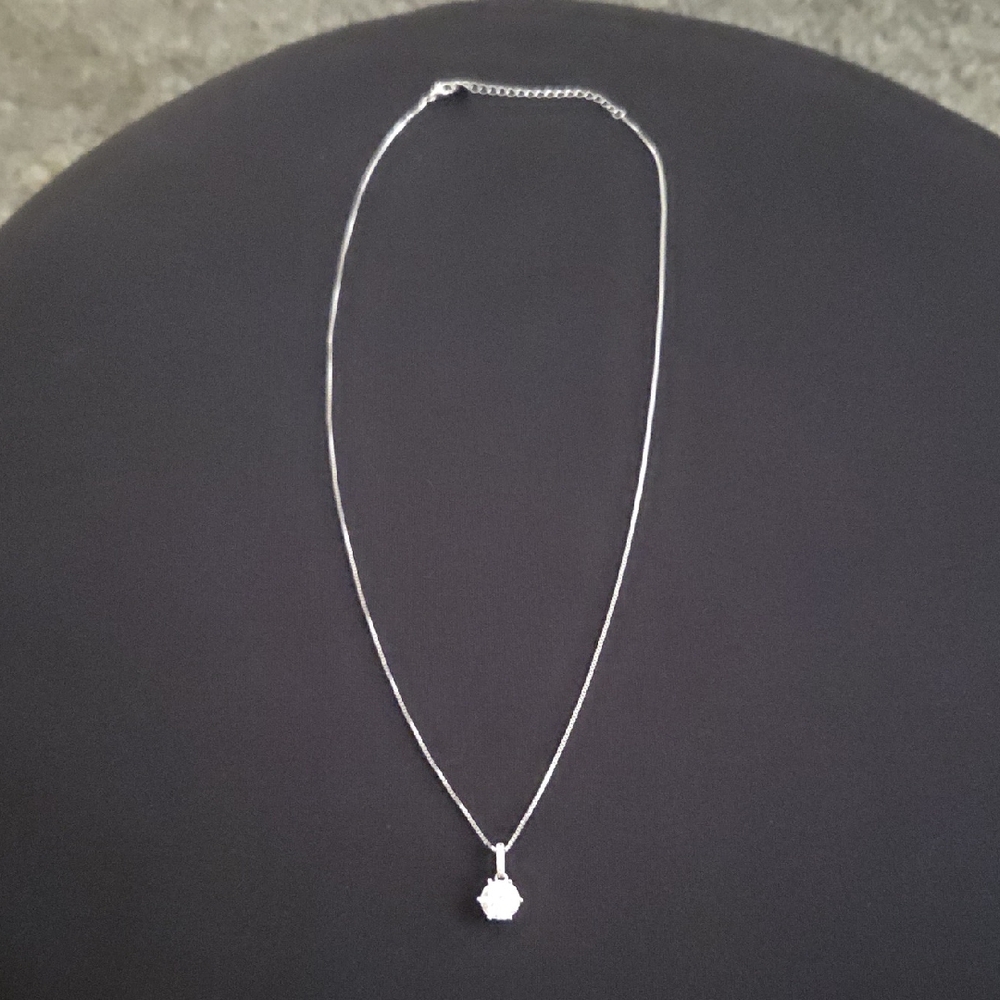2 k Moisannite 925 Silver Necklace 18 inches NWOT